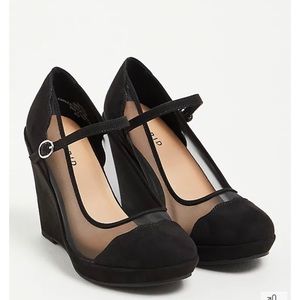 NEW TORRID SIZE 11 PLATFORM WEDGES